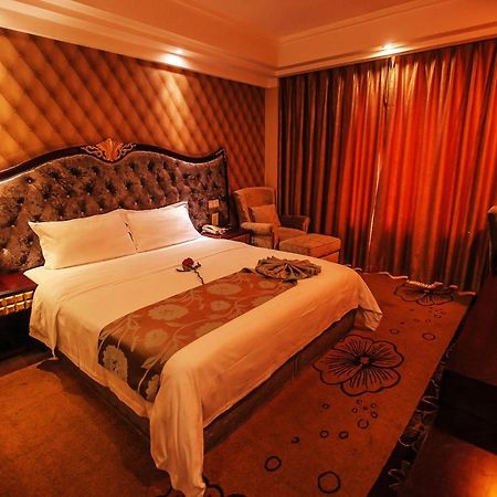 Chengdu Aviation Hotel Bagian luar foto