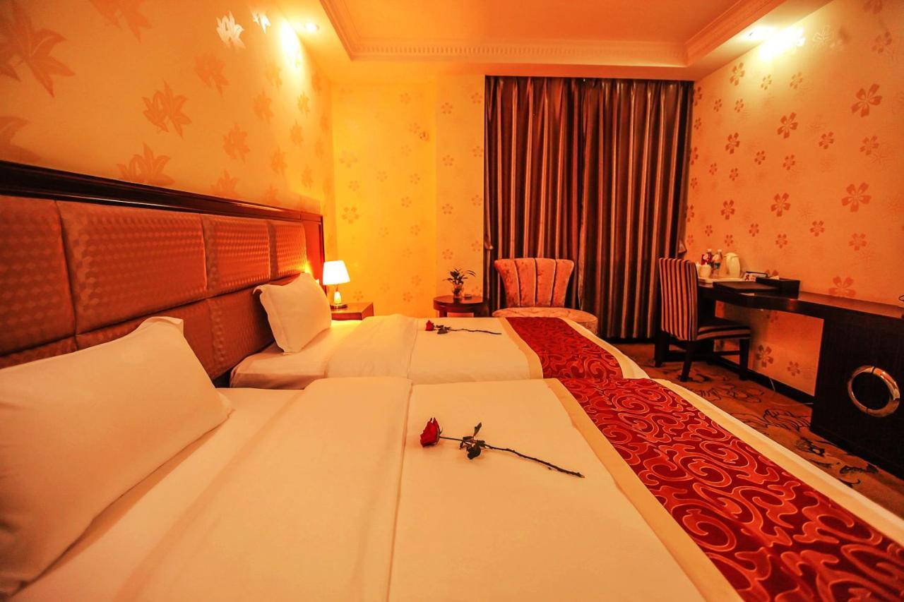 Chengdu Aviation Hotel Bagian luar foto